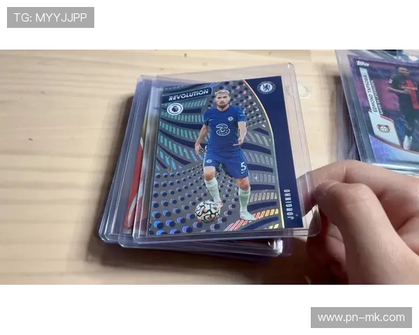 足球球星卡市场价格揭秘：1万价值的足球卡能买到什么珍稀卡片